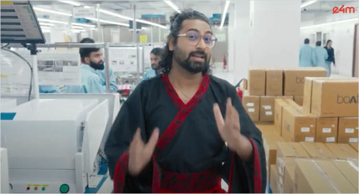 ravi gupta?blur=25