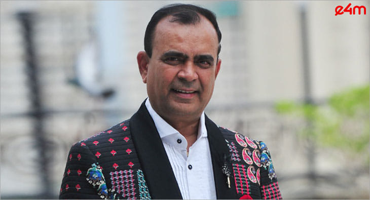 Dr Yogesh Lakhani?blur=25