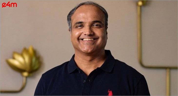 Girish Prabhu?blur=25