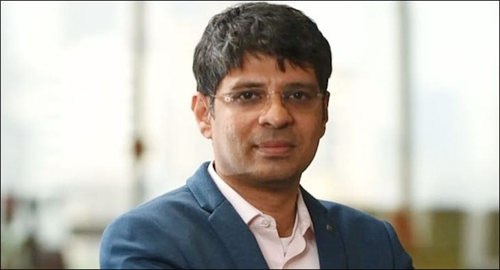 Rajesh Gopal?blur=25
