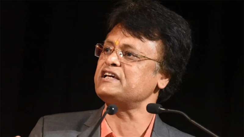Vijay Manohar Tiwari?blur=25