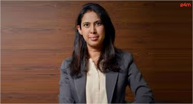 Nidhi Hola, Dell?blur=25