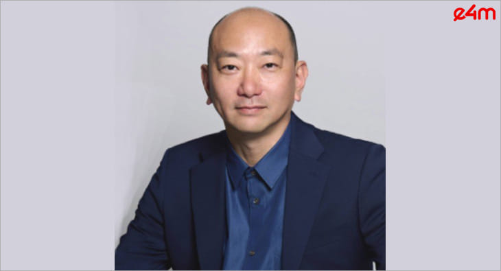 Tomoyuki M?blur=25