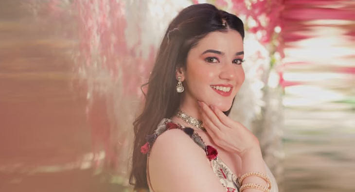 Aastha Shah?blur=25