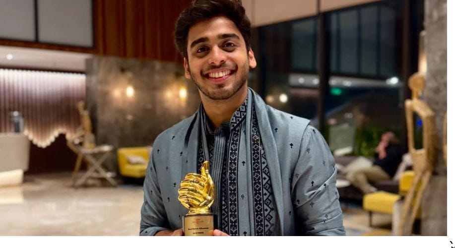 jainil mehta?blur=25