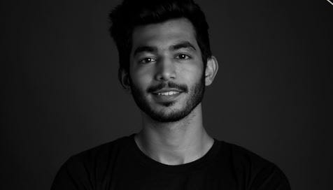 Chirag Shah?blur=25