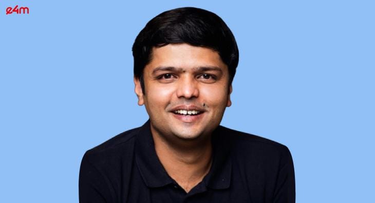 Sandeep Karwa?blur=25