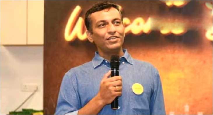 manohar charan?blur=25