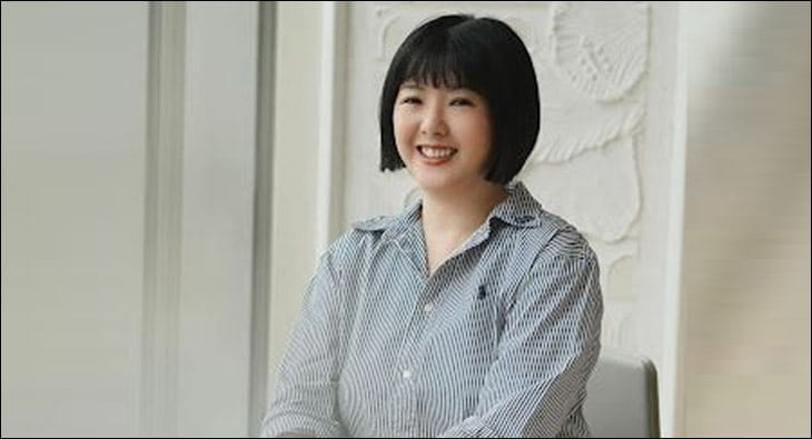 Nicole Tan?blur=25