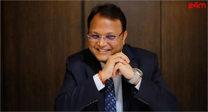Vibhu Agarwal?blur=25