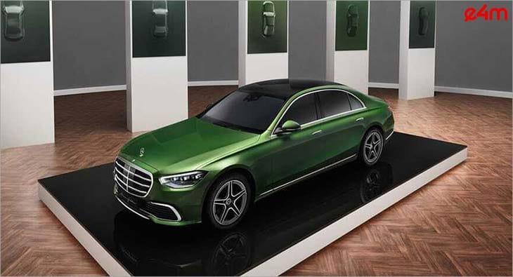 mercedes?blur=25