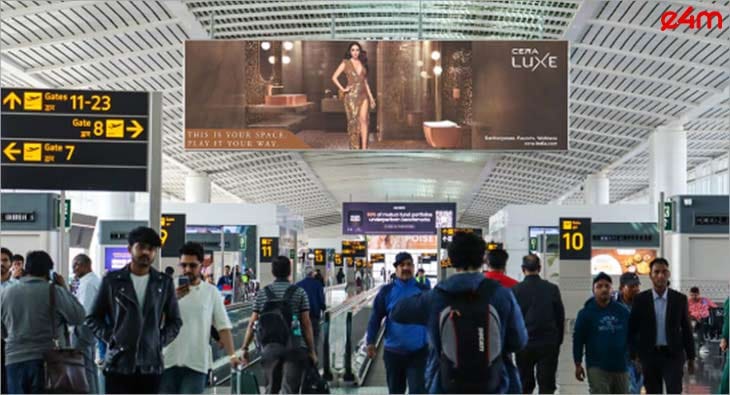 Delhi Airport?blur=25