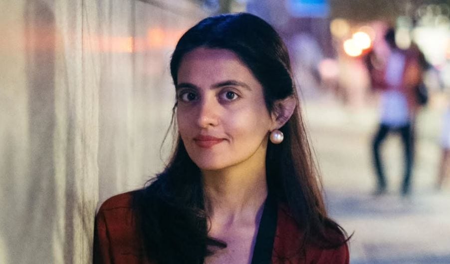 snigdha a?blur=25