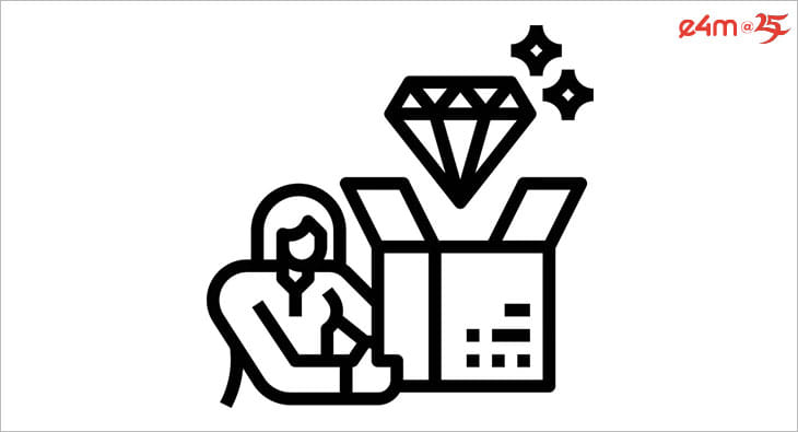 Diamonds?blur=25