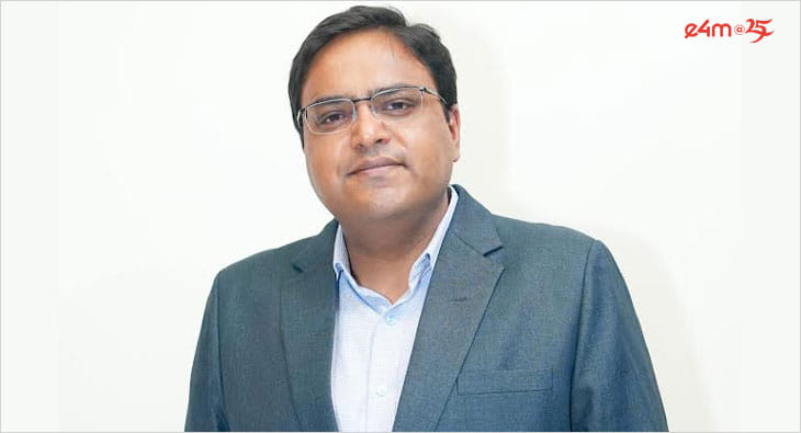 Vipin Yadav?blur=25