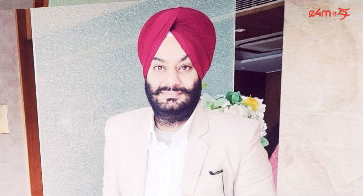 Gagan Arora?blur=25