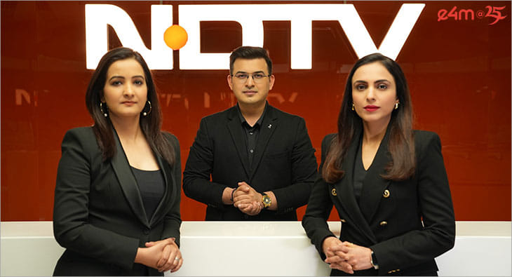 Subhankar Mishra, Meenakshi Kandwal, Malika Malhotra - NDTV India?blur=25