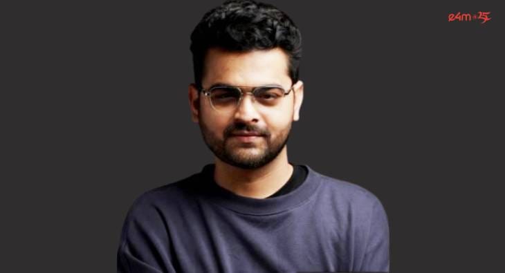 Anupam Tripathi?blur=25