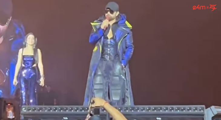 himesh?blur=25