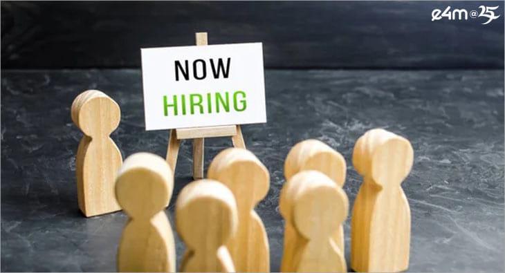 Now Hiring?blur=25