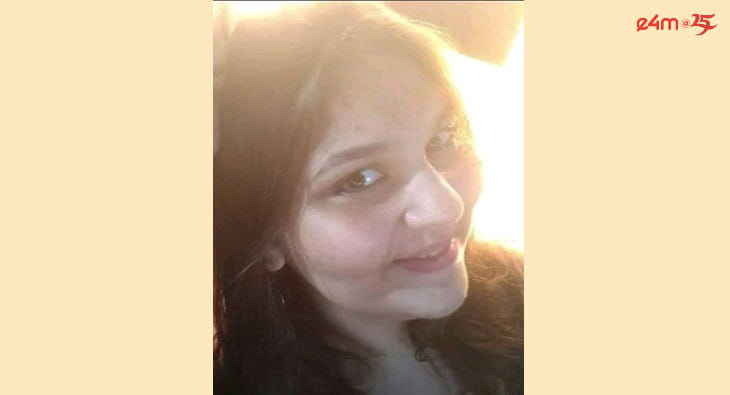 Anushree Amogh Kirtikar?blur=25