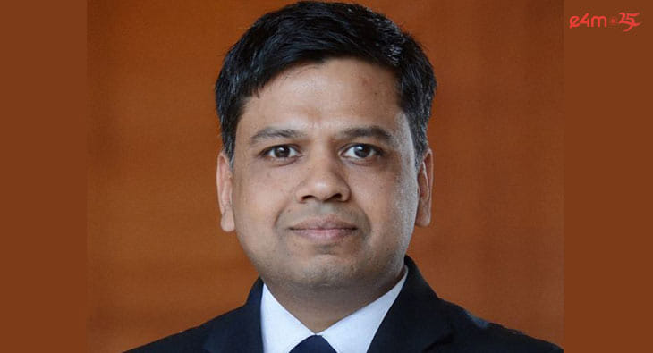 Hemant Gupta?blur=25