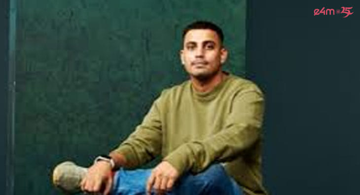 Akash Iyer?blur=25