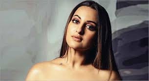 sonakshi sinha?blur=25