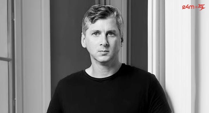 Peter Utz?blur=25