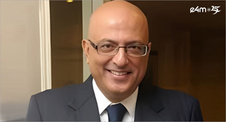 Vikram Sakhuja, MRUCI?blur=25