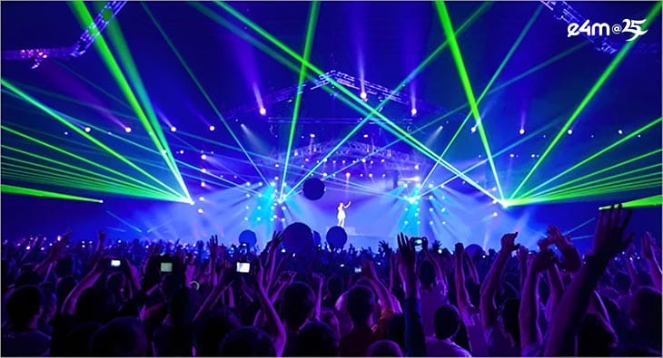 Brands singing along at concerts?blur=25