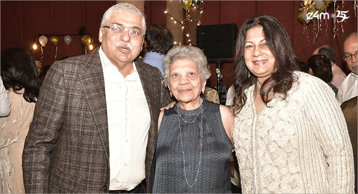 Ashish Bhasin, Usha Bhandarkar?blur=25