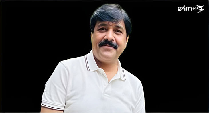Naveen Kishore?blur=25