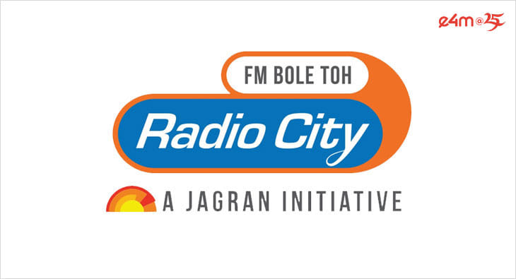 radio city?blur=25