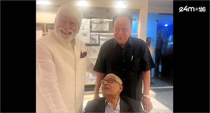 Rakesh Sharma with H K Dua?blur=25