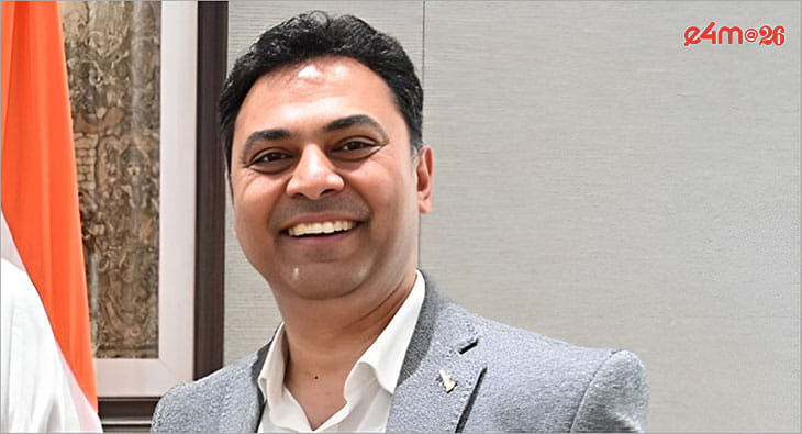 University of Chicago, Prof. Krishnamurthy V. Subramanian?blur=25