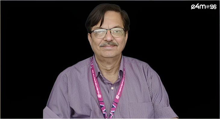 Santosh Suri?blur=25