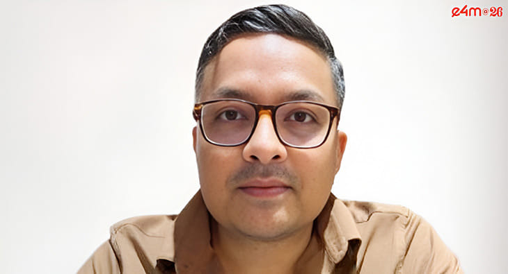 Rohit Srivastava?blur=25