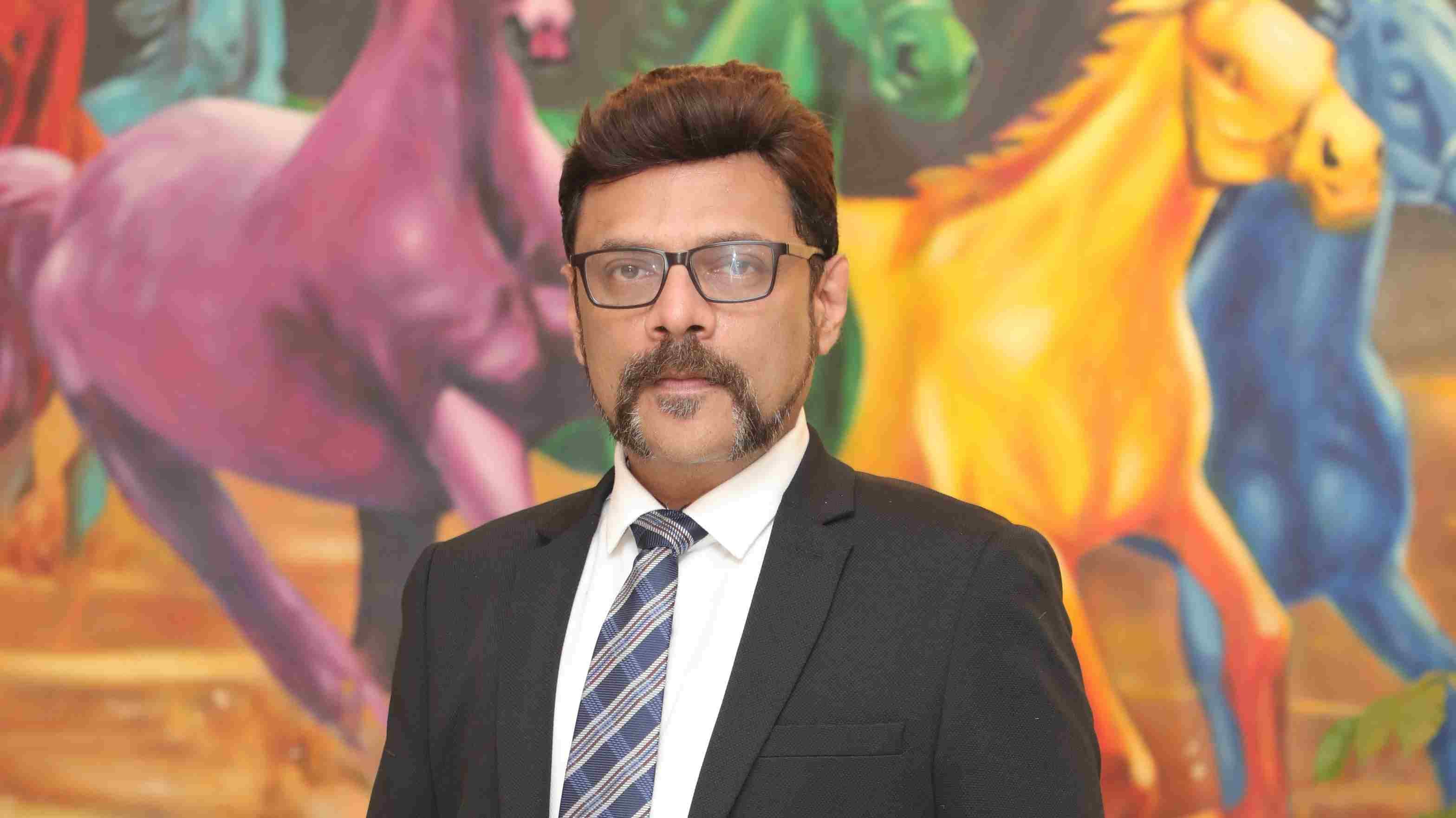 Rahul Mehta?blur=25