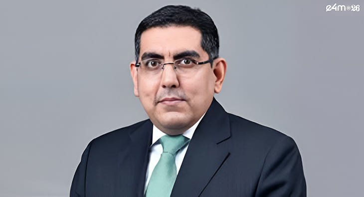 Axis Bank CFO Puneet Sharma Resigns, Set to Leave in August?blur=25