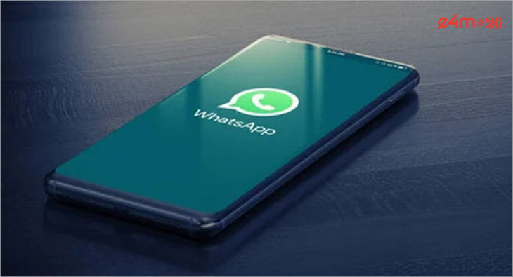 WhatsApp?blur=25