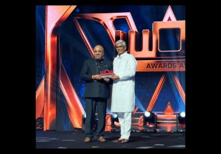 Union Minister Gajendra Singh Shekhawat honours Dr Annurag Batra