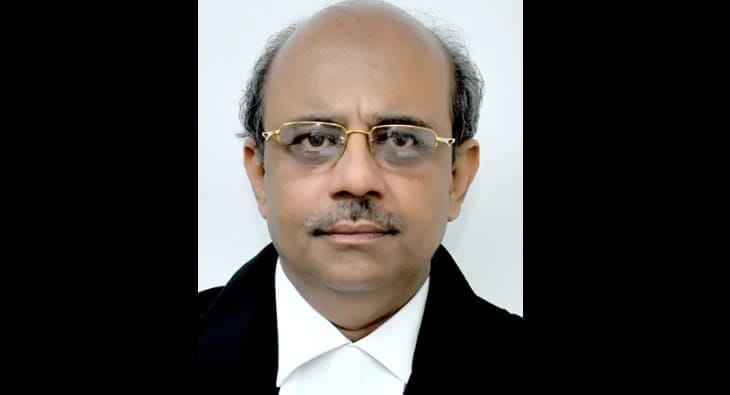 Justice Yogesh Khanna?blur=25