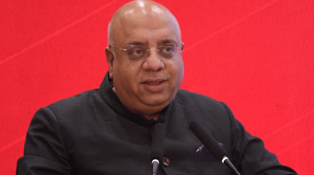 Dr. Annurag Batra Highlights Journalism's Unique Strengths at Awards