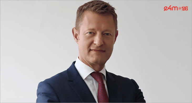 Ronald Oman Joins HSBC Private Bank as Global Marketing Head?blur=25