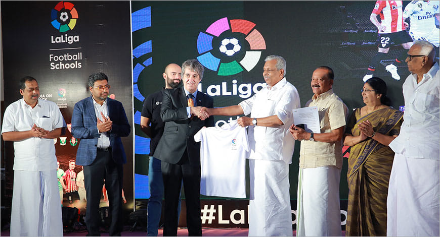 LaLiga Football?blur=25