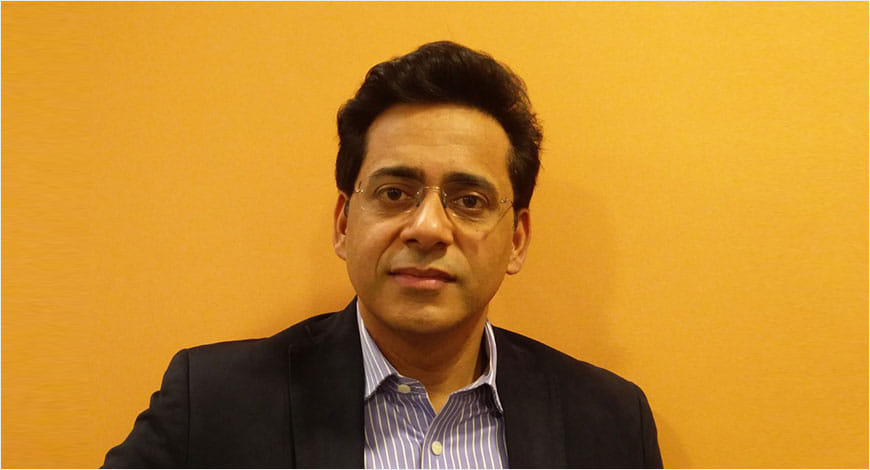 RajivBakshi?blur=25