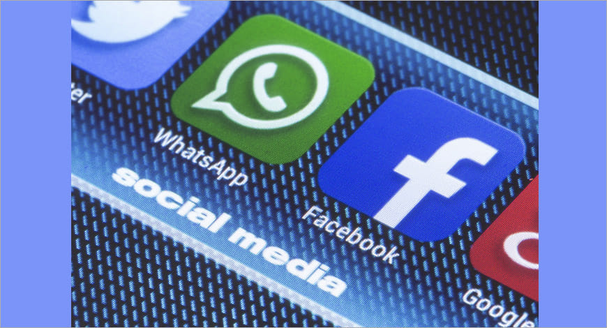 political parties on social media?blur=25