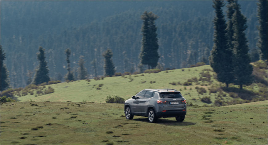 Jeep Compass?blur=25