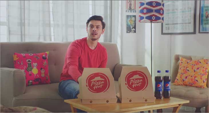 pizza?blur=25